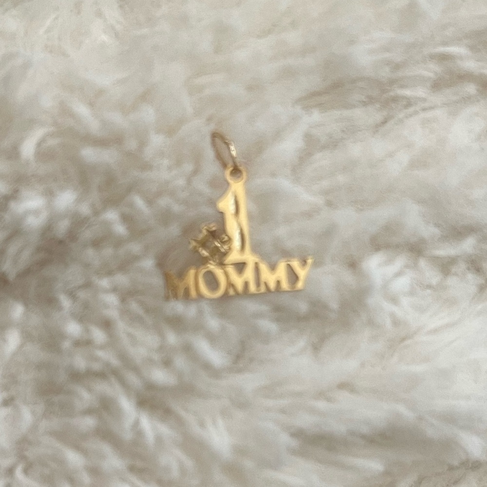 14k Gold Number 1 Mommy Pendant